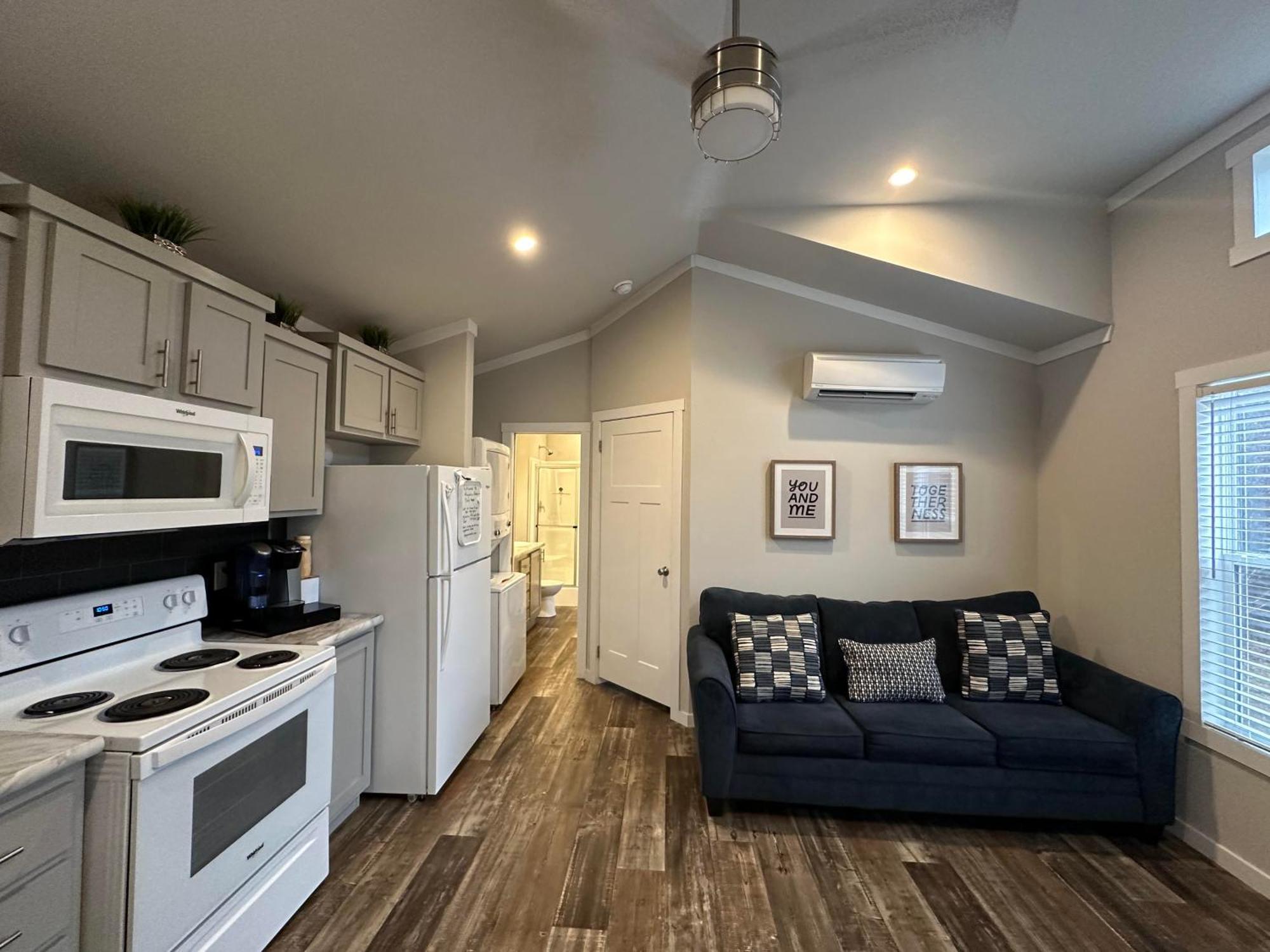 Charming Tiny Home! Close To Oxford, Sardis Lake, Safari Animal Zoo Екстер'єр фото